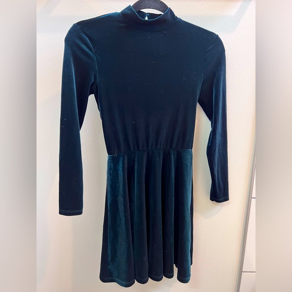 NWT American Apparel Velvet Skater Dress - Picture 1 of 4